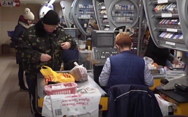 Даже завтрак не будет в радость? Украинские супермаркеты обновили цены на хлеб, сливочное масло и яйца Даже завтрак не будет в радость? Украинские супермаркеты обновили цены на хлеб, сливочное масло и яйца