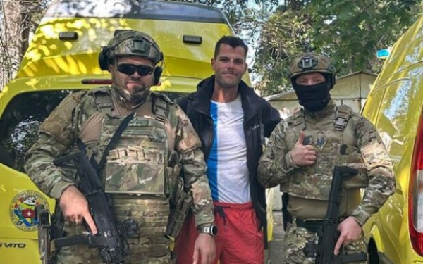 Голландец собрал 56 тыс евро на скорые для военных: "Ежедневно спасают от 20 до 30 жизней" Голландец собрал 56 тыс евро на скорые для военных: "Ежедневно спасают от 20 до 30 жизней"