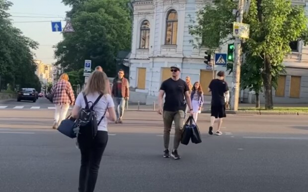 Выплаты 1200 и 2200 гривен: кто может рассчитывать на поддержку от государства Выплаты 1200 и 2200 гривен: кто может рассчитывать на поддержку от государства