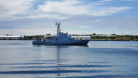Пятый украинский экипаж патрульного катера типа "Айленд" проводит практические занятия c береговой охраной США Пятый украинский экипаж патрульного катера типа "Айленд" проводит практические занятия c береговой охраной США