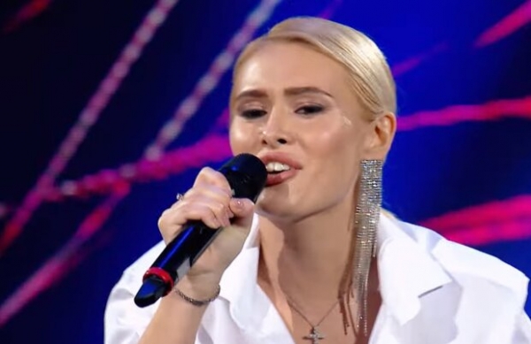 Внучка Ющенко разозлила украинцев на "Голосе страны": "С их деньгами и возможностями…" Внучка Ющенко разозлила украинцев на "Голосе страны": "С их деньгами и возможностями…"