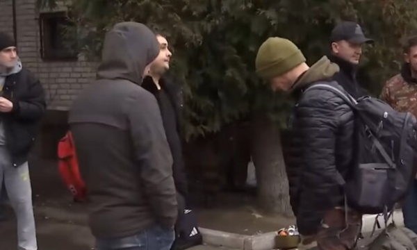 Сколько мужчин могут забрать на войну: хороших сценариев уже не осталось Сколько мужчин могут забрать на войну: хороших сценариев уже не осталось