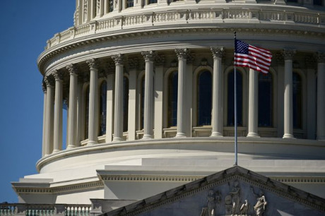 Сенат США принял оборонный бюджет с поддержкой Украины Сенат США принял оборонный бюджет с поддержкой Украины