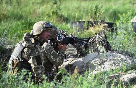 Пятеро бойцов Объединенных сил ранены в результате 11 обстрелов оккупантов