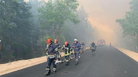 Военные ООС присоединились к тушению лесных пожаров на Луганщине Военные ООС присоединились к тушению лесных пожаров на Луганщине