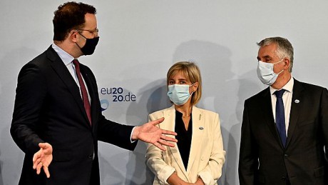 Глава МЗ Германии выразил скепсис относительно вакцины РФ против COVID-19 Глава МЗ Германии выразил скепсис относительно вакцины РФ против COVID-19