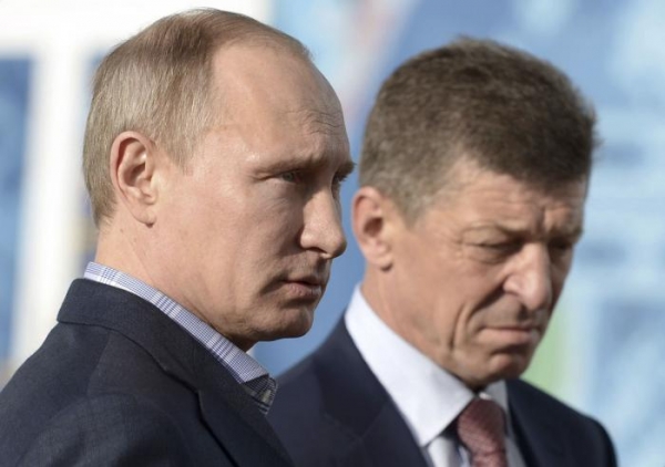 Особый статус Донбасса: Кремль потребовал от Украины изменить Конституцию
Особый статус Донбасса: Кремль потребовал от Украины изменить Конституцию