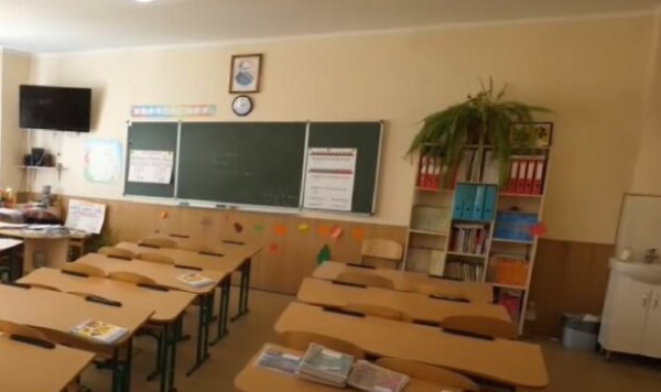 У украинцев учебник по истории вызвал беспокойство, через объяснение происхождения человека: "Создал Бог" У украинцев учебник по истории вызвал беспокойство, через объяснение происхождения человека: "Создал Бог"