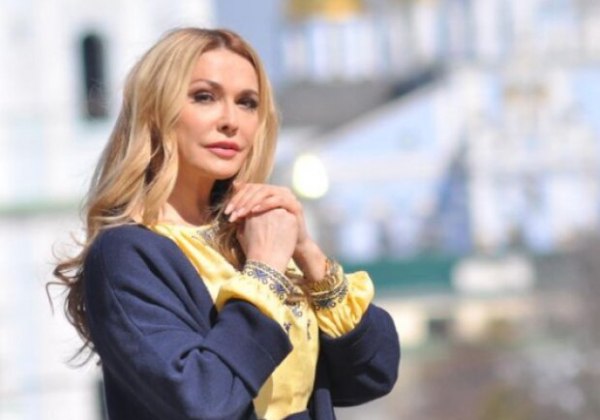 Ольга Сумская показала, чем соблазняет Борисюка по утрам: бомбезные помидоры Ольга Сумская показала, чем соблазняет Борисюка по утрам: бомбезные помидоры