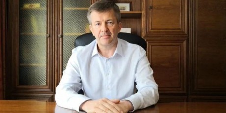 Белорусский посол в Словакии первым среди дипломатов поддержал протестующих Белорусский посол в Словакии первым среди дипломатов поддержал протестующих