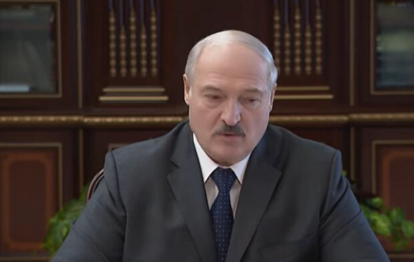 У Лукашенко открыто угрожают Украине войной, готовы заступиться за униженного путина У Лукашенко открыто угрожают Украине войной, готовы заступиться за униженного путина