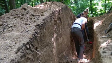 В Хмельницкой области нашли оборонительную стену XIII века