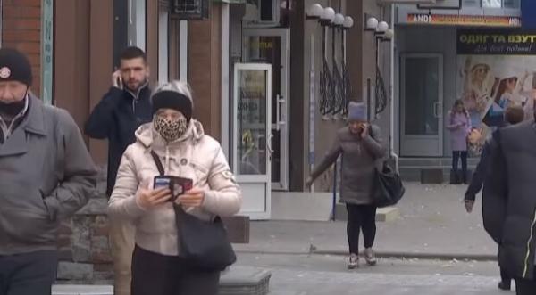 "Голым" - штраф: полиция открыла массовую "охоту" на украинцев без масок "Голым" - штраф: полиция открыла массовую "охоту" на украинцев без масок