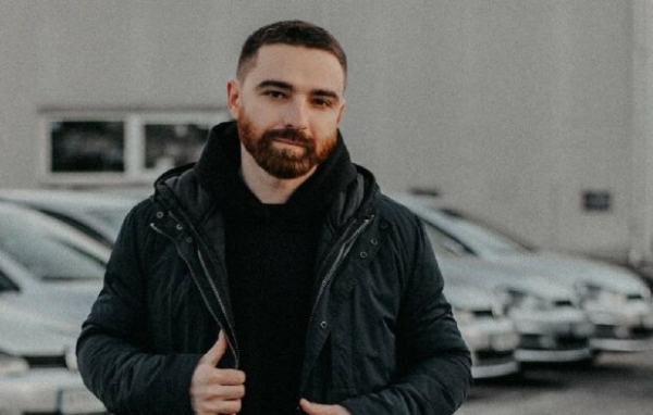 Идеальный Леша из "Холостячки" засветился в поцелуе с бывшей Рыбака: "По всем рукам пошла" Идеальный Леша из "Холостячки" засветился в поцелуе с бывшей Рыбака: "По всем рукам пошла"