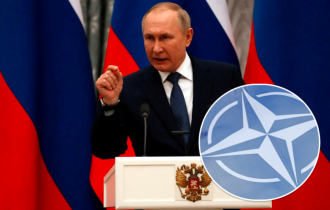 Путин требует "сейчас" закрыть двери НАТО для Украины
Путин требует "сейчас" закрыть двери НАТО для Украины