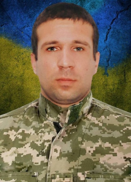 Вчера на Донбассе от снайперской пули погиб украинский воин Александр Пекур