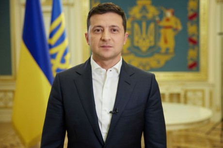 Встречать Пасху дома &mdash; это проявление заботы и любви, - Зеленский