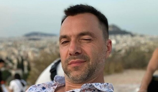 Главное за 3 сентября: Арестович наехал на ВСУ, Буданов предупредил об опасности, а Зеленский обозвал путина