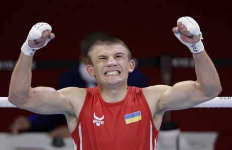 Украинский боксер Александр Хижняк вышел в полуфинал Олимпийских игр в Токио Украинский боксер Александр Хижняк вышел в полуфинал Олимпийских игр в Токио