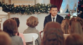 Зеленский обратился с просьбой к жителям Крыма и Донбасса
Зеленский обратился с просьбой к жителям Крыма и Донбасса