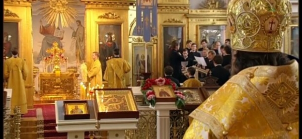 Митрополит Епифаний сравнил искупление грехов на Вербную неделю с лечением от болезней - к чему нужно прислушиваться