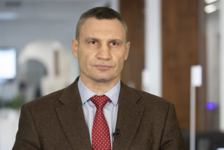 Кличко призывает киевлян эту ночь провести в укрытиях