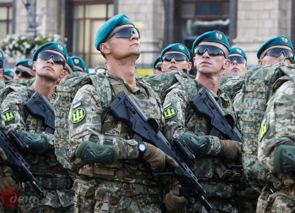 В Киеве состоялась вторая репетиция парада ко Дню Независимости В Киеве состоялась вторая репетиция парада ко Дню Независимости