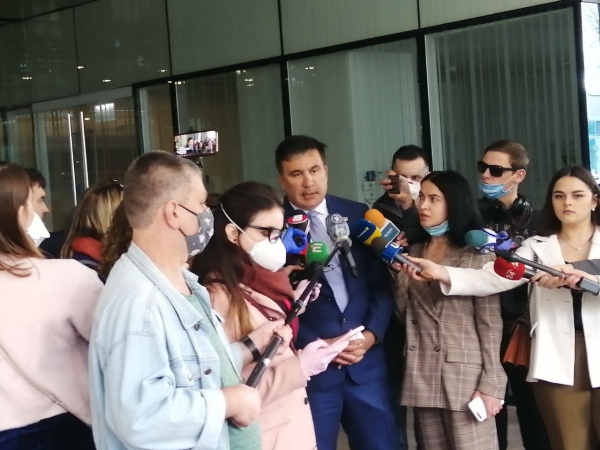 Пролетел над Кабмином? Есть ли будущее у Саакашвили в украинской политике
Пролетел над Кабмином? Есть ли будущее у Саакашвили в украинской политике