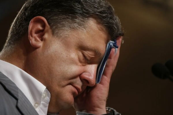 Порошенко не просто похудел, но и сделал пластическую операцию: полностью "перекроил" внешность Порошенко не просто похудел, но и сделал пластическую операцию: полностью "перекроил" внешность