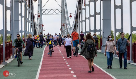 Уровень заболеваемости COVID-19 превышен в Киеве и 20 регионах, - Минздрав Уровень заболеваемости COVID-19 превышен в Киеве и 20 регионах, - Минздрав