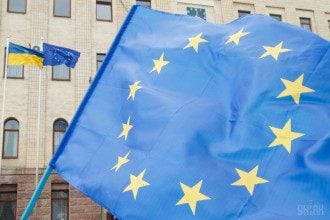 ЕС бьет по России, но проблема в ФРГ и Франции: журналист объяснил ситуацию с конфликтом на Донбассе
ЕС бьет по России, но проблема в ФРГ и Франции: журналист объяснил ситуацию с конфликтом на Донбассе