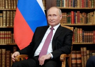 "Киеву Донбасс просто не нужен": статья Путина
"Киеву Донбасс просто не нужен": статья Путина