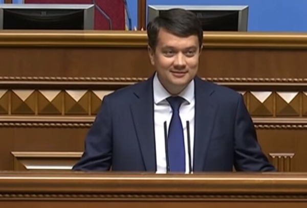 Разумков поздравил Америку с выборами, но поступил не как Зеленский: "Это и есть демократия" Разумков поздравил Америку с выборами, но поступил не как Зеленский: "Это и есть демократия"