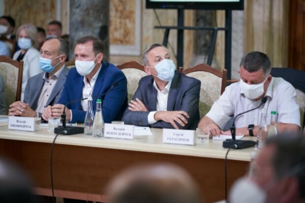 Гетманцев из "Слуги народа" заболел на коронавирус: "Откуда подцепил, не знаю" Гетманцев из "Слуги народа" заболел на коронавирус: "Откуда подцепил, не знаю"