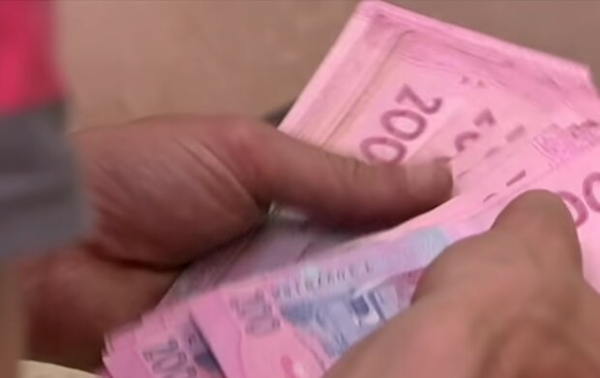 По 4000 гривен ежемесячно: кто из украинцев получит дополнительную финансовую поддержку По 4000 гривен ежемесячно: кто из украинцев получит дополнительную финансовую поддержку