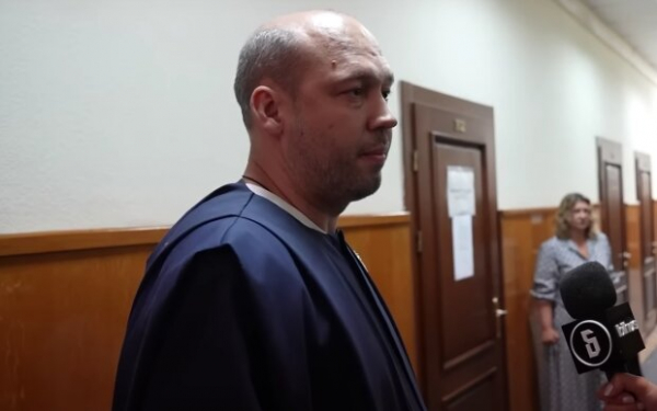 Судья Печерского суда Волк подарил жене новенький Volkswagen за 3 млн гривен Судья Печерского суда Волк подарил жене новенький Volkswagen за 3 млн гривен