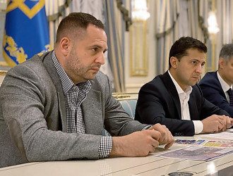 У Зеленского отреагировали на бунт предпринимателей

                        
