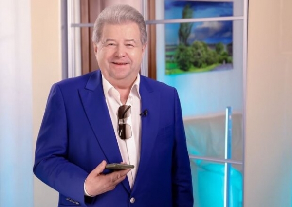 Располневшей Поплавский решил сесть на диету, но из тарелки "выскочила" курица: забавные кадры Располневшей Поплавский решил сесть на диету, но из тарелки "выскочила" курица: забавные кадры