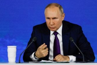 Путин опасается, что Украина "долбанет" Россию
Путин опасается, что Украина "долбанет" Россию