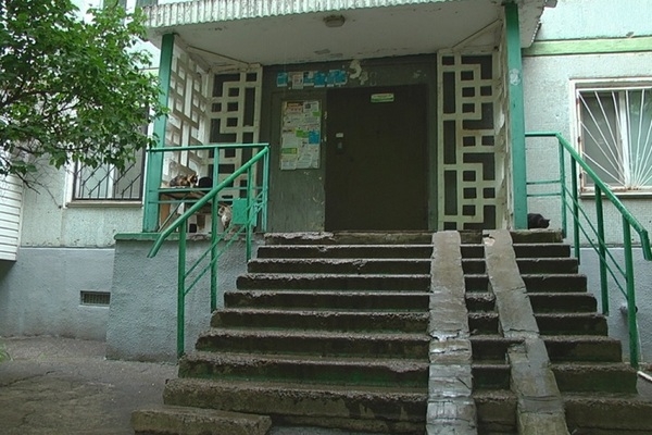 
Кричала на детей и требовала 500 грн: всплыли подробности работы нелегального детсада, где умерла девочка
 