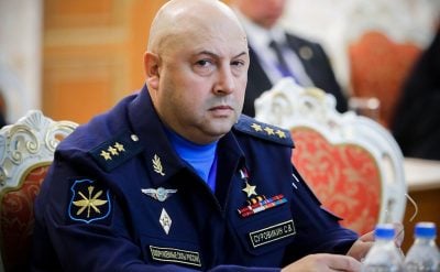 Макрон заявил о необходимости диалога с Путиным
Макрон заявил о необходимости диалога с Путиным