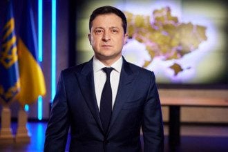 Зеленский призвал украинских политиков к единству
Зеленский призвал украинских политиков к единству