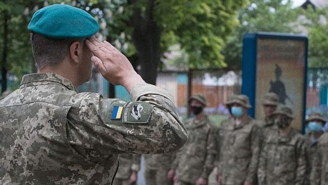 Военные морской пехоты почтили павшего на Востоке собрата Военные морской пехоты почтили павшего на Востоке собрата