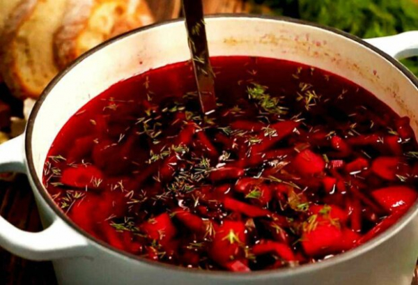 Как приготовить идеальный "наваристый" красный борщ без потери вкуса и цвета: никаких магазинных заправок Как приготовить идеальный "наваристый" красный борщ без потери вкуса и цвета: никаких магазинных заправок