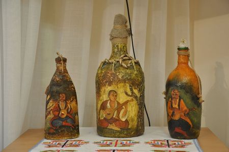 В Виннице представили 23 народные картины с изображением казака Мамая В Виннице представили 23 народные картины с изображением казака Мамая