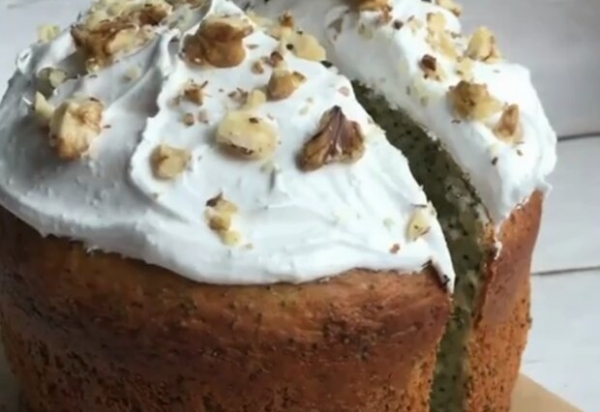 Маковый кулич на Пасху: оригинальный рецепт, которого вы еще не пробовали Маковый кулич на Пасху: оригинальный рецепт, которого вы еще не пробовали