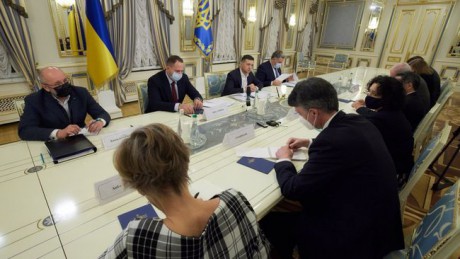 Зеленский встретился с послами стран G7 и ЕС