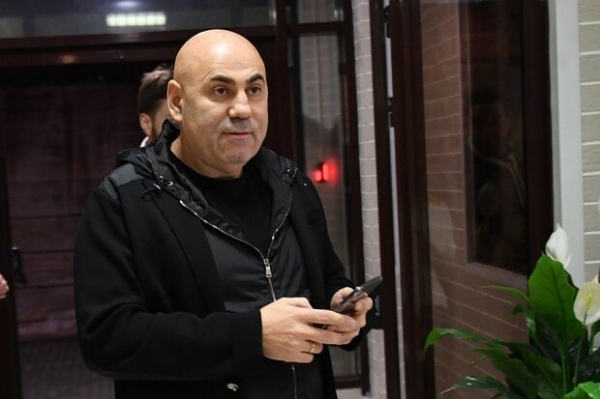 Пригожин забыл про злого Шнурова и украл Валерию, даже лицо успел спрятать - "Уже в прошлом..."