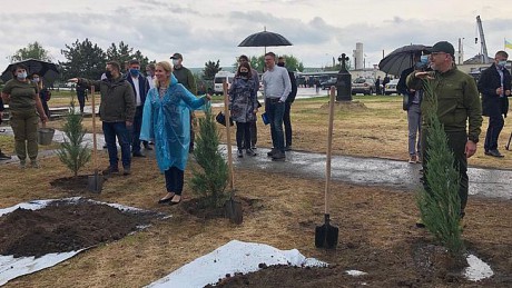 Эстония поможет Луганщине в реновации лесов после пожаров, - Каллас