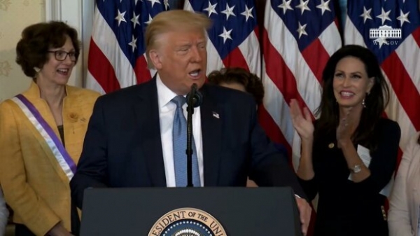 Не прошло и полгода: Трамп впервые отреагировал на протесты в Беларуси Не прошло и полгода: Трамп впервые отреагировал на протесты в Беларуси